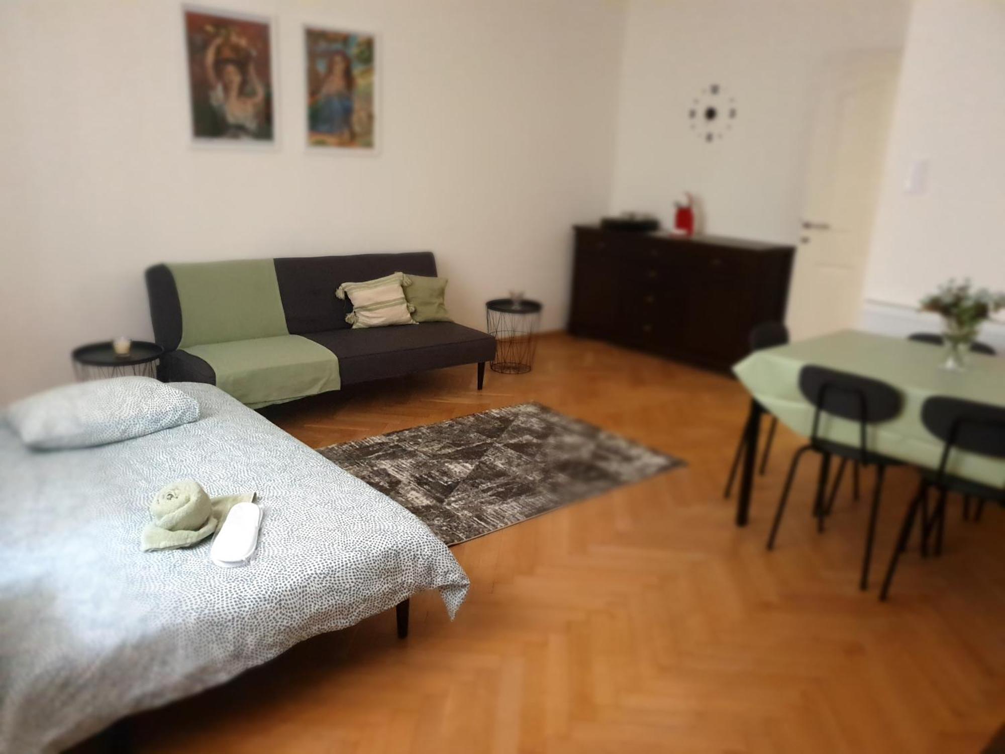 M&Ns Apartment Budapest Exterior photo